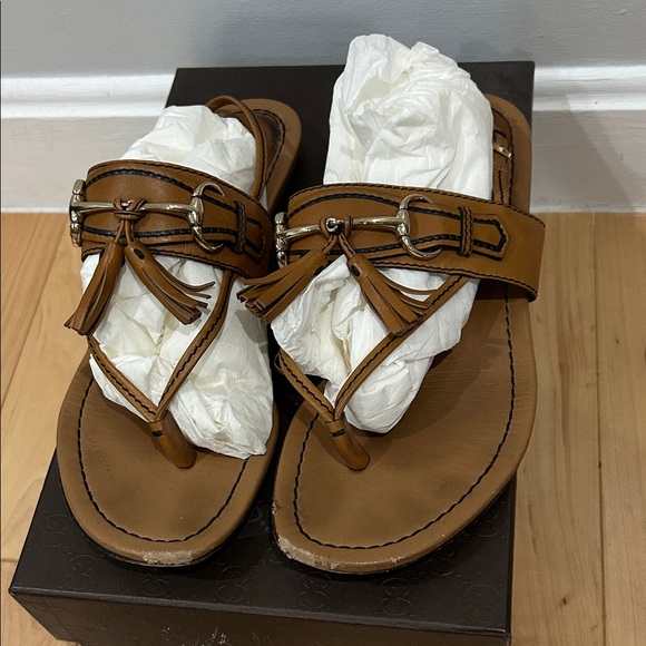 Gucci Brown Leather Tassel Sandals - Picture 1 of 5